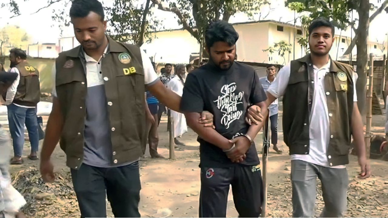 টিসিবির পণ্য কালোবাজারে, অভিযানে আটক এক অসাধু ব্যবসায়ী