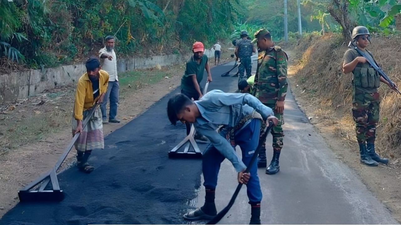 চিম্বুক সড়কে উচ্চতর রক্ষণাবেক্ষণ কাজের দৃষ্টান্ত স্থাপন করলো সেনাবাহিনী