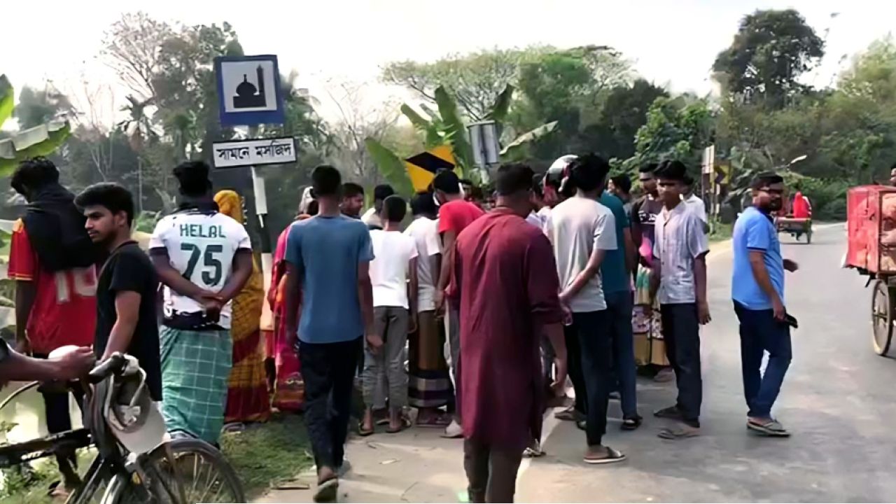 গোপালগঞ্জে নছিমন নিয়ন্ত্রণ হারিয়ে খাদে পড়ে নিহত ১