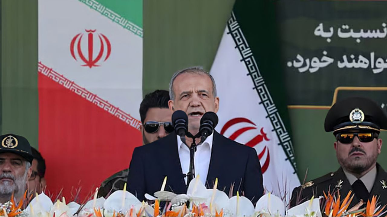 শত্রুকে এক ইঞ্চি জমিও দখল করতে দেবে না ইরান