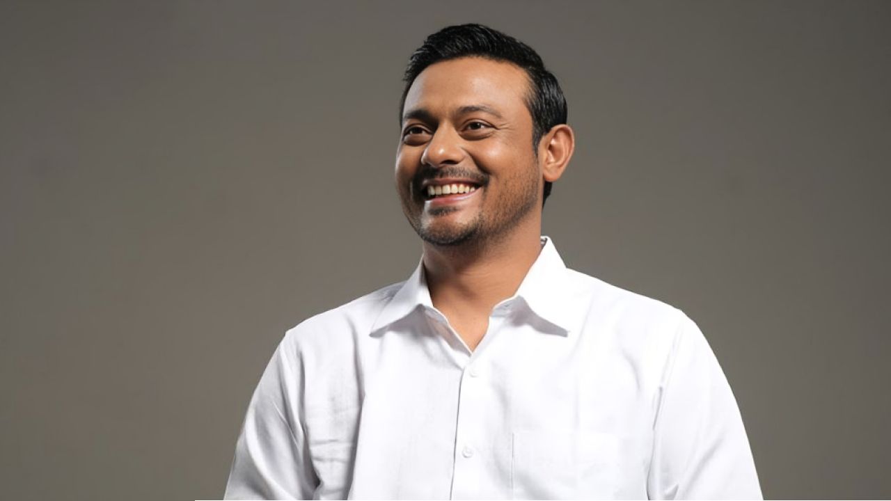 মানহানির মামলায় নাসীরুদ্দীন পাটওয়ারীকে আদালতে হাজিরের নির্দেশ