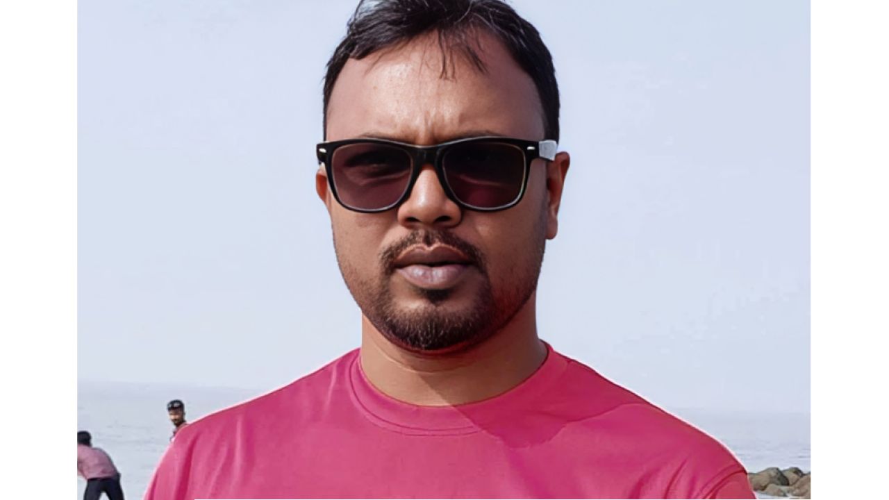 দৌলতপুরে প্রকাশ্যে গুলি করে ছাত্রদলের সাবেক নেতাকে হত্যা