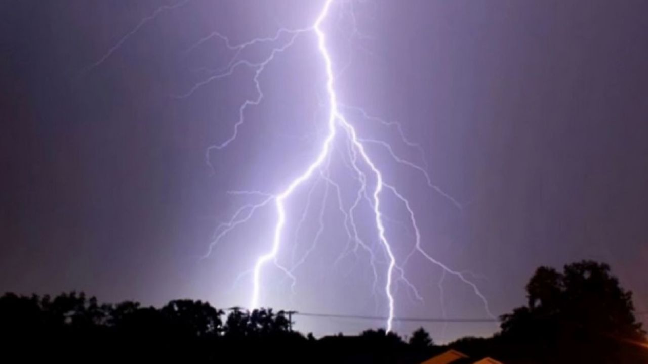 সুনামগঞ্জে বজ্রপাতে খামার শ্রমিকের মৃত্যু