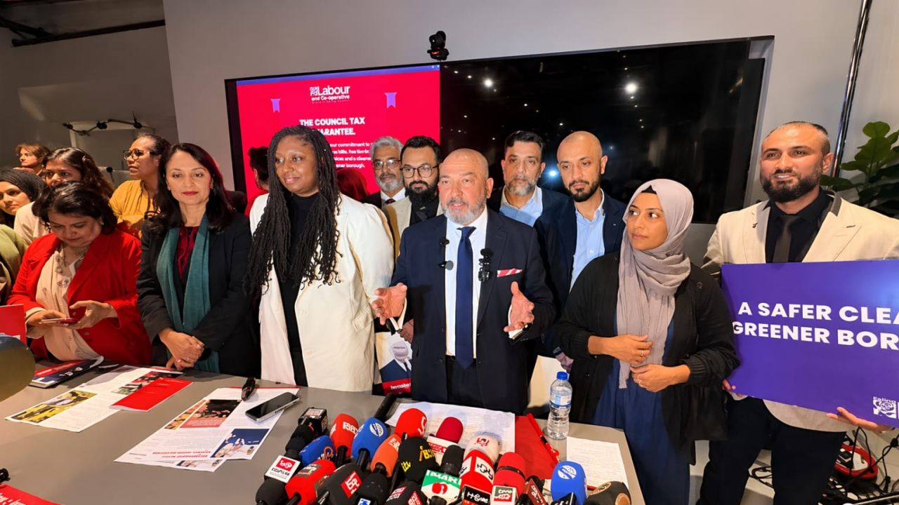 লেবার পার্টির মেয়র প্রার্থী সিরাজুল ইসলাম ও কাউন্সিলর প্রার্থীদের নির্বাচনী ইশতেহার ঘোষণা