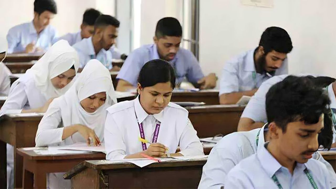 শুরু হলো এসএসসি ও সমমানের পরীক্ষা