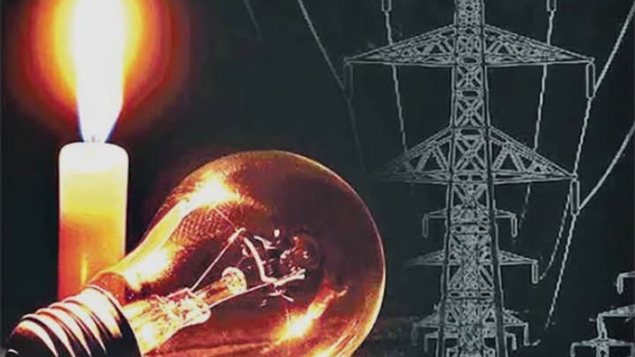 রাজশাহীতে তীব্র লোডশেডিংয়ে অতিষ্ঠ জনজীবন