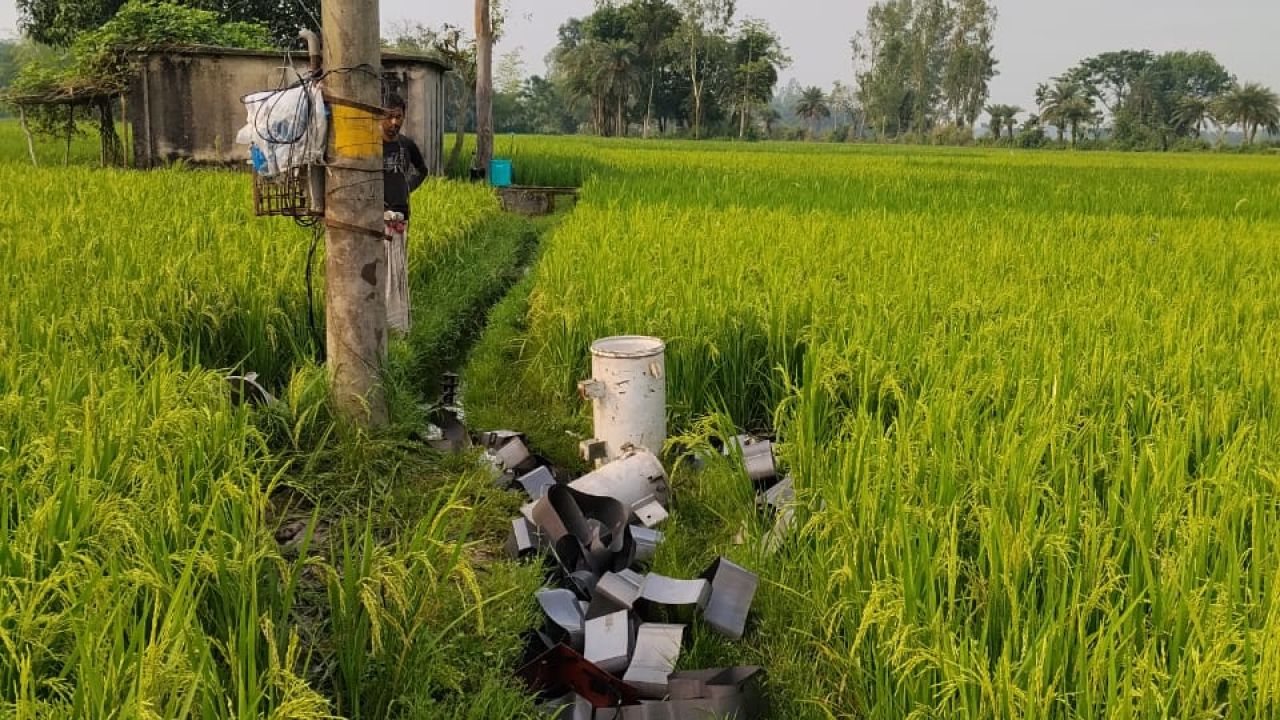 আক্কেলপুরে নলকূপ ড্রাইভারকে বেঁধে রাতভর নির্যাতন, ট্রান্সফরমারের কয়েল লুট