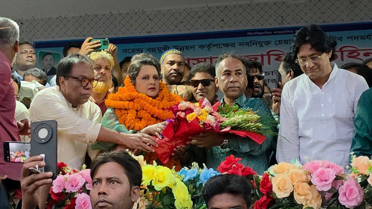 বিএমডিএ চেয়ারম্যান কৃষিবিদ হাসান জাফির তুহিনকে সংবর্ধনা চাটমোহরে