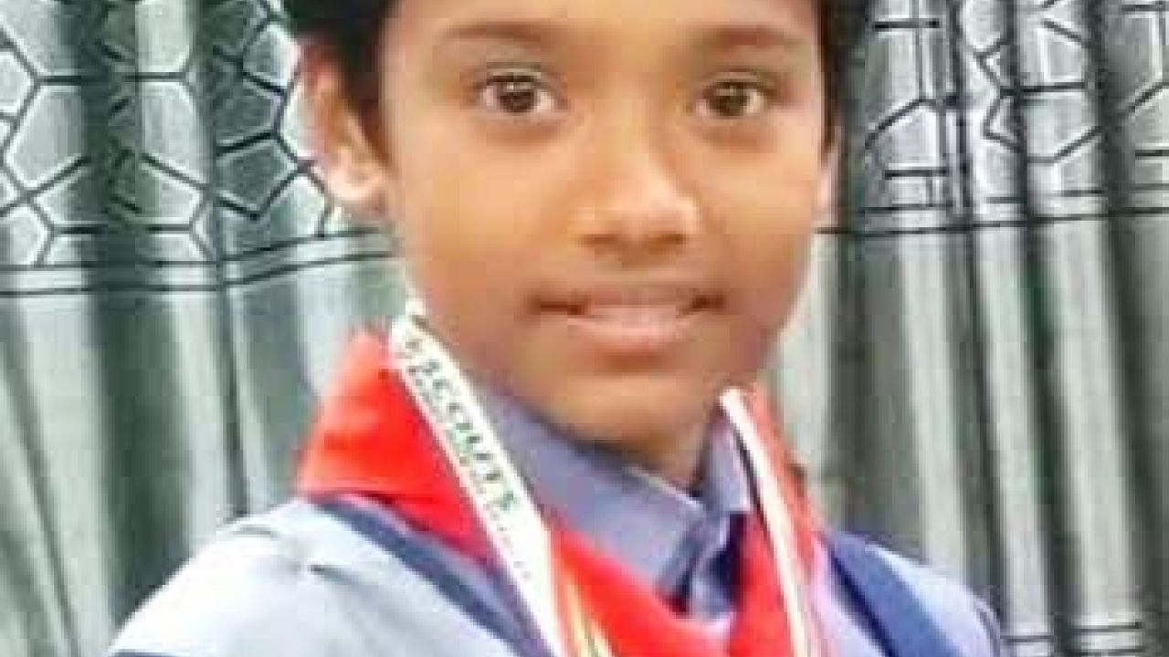 গল্প বলায় রাজশাহী বিভাগে সেরা চাটমোহরের জয়িতা