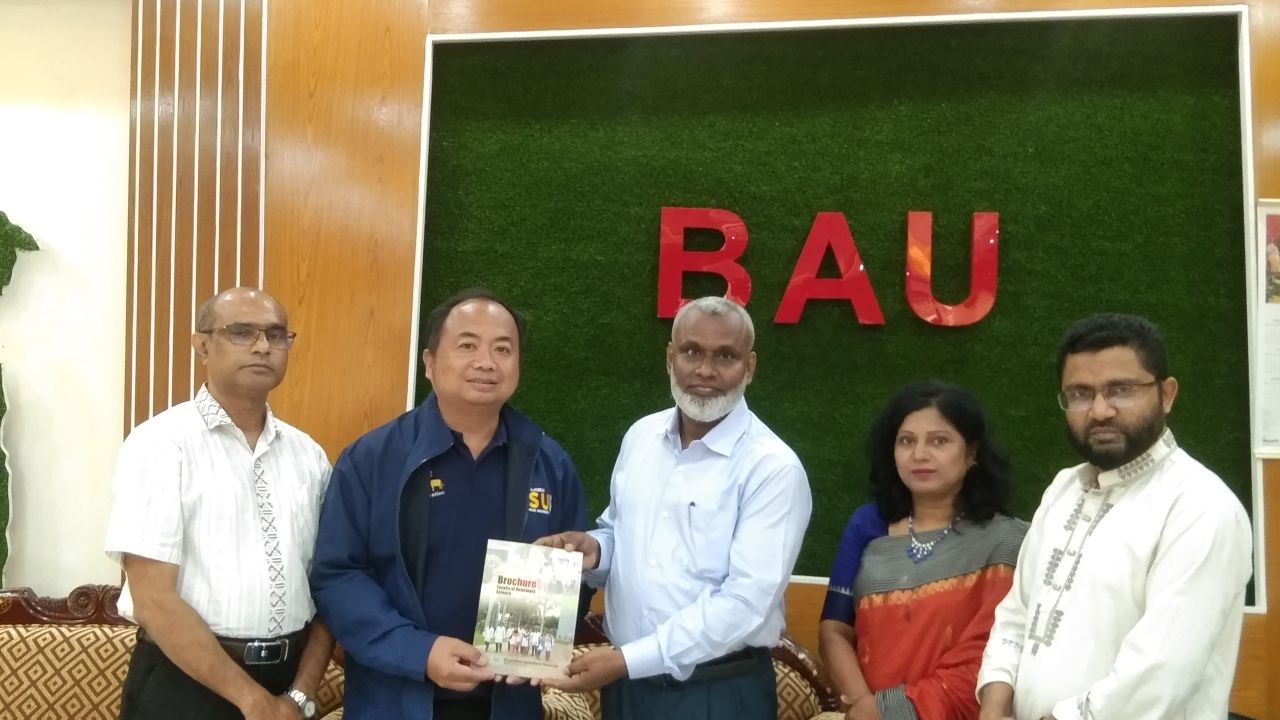 যৌথ গবেষণা ও শিক্ষার্থী বিনিময়ে বাকৃবি-মহাসারাখাম বিশ্ববিদ্যালয়ের সমঝোতা