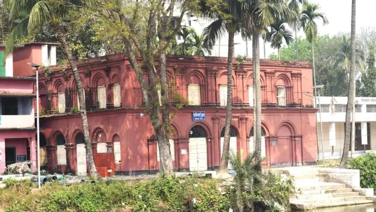 পাবনা জেলার ফরিদপুর উপজেলার অতিপুরাতন রাজবাড়ী