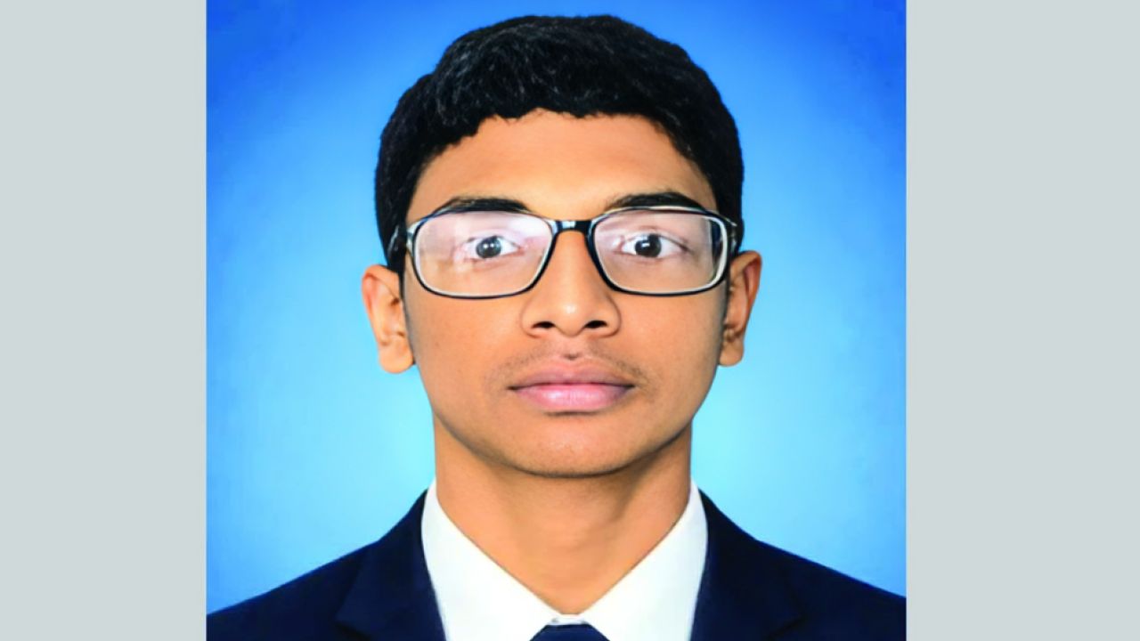 পুকুরে বন্ধুদের সঙ্গে গোসলে নেমে মৃত্যু নবম শ্রেণির এক শিক্ষার্থীর