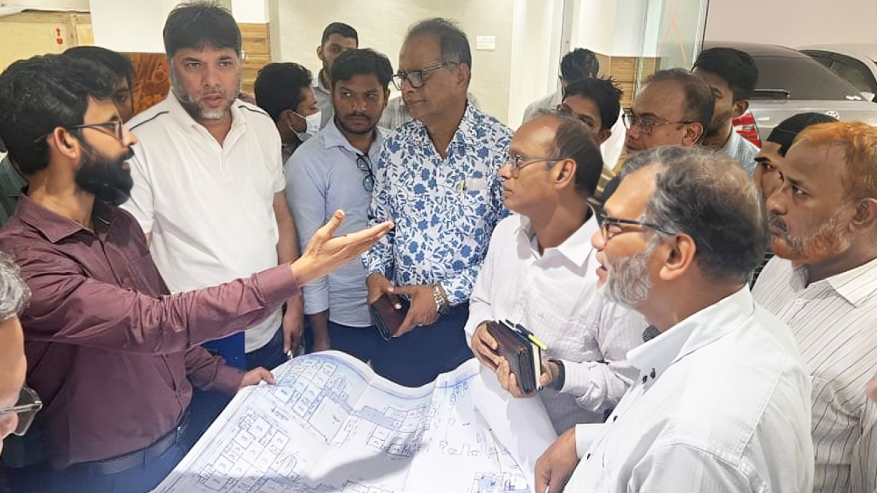 চট্টগ্রামের হাসপাতালের অনিয়ম ও অব্যবস্থাপনা খতিয়ে দেখতে মাঠে চউক