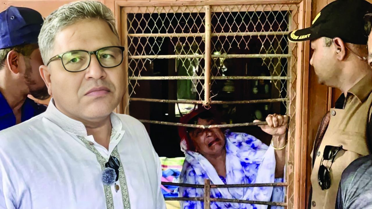 জানালা ভেঙে স্কুলছাত্রীকে সংঘবদ্ধ ধর্ষণ, বিচারের আশ্বাস এমপির