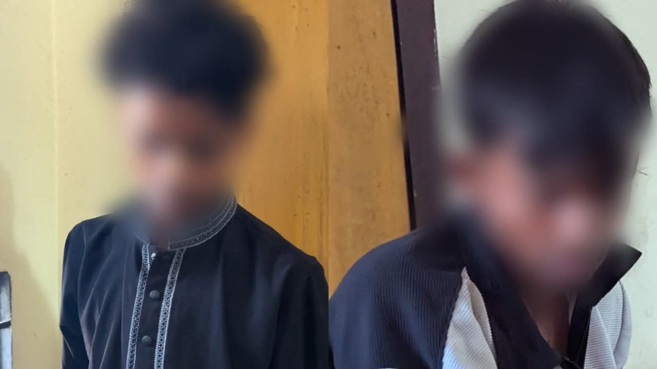 কুবিতে দুই ছিনতাইকারী আটক, মুচলেকায় মুক্তি
