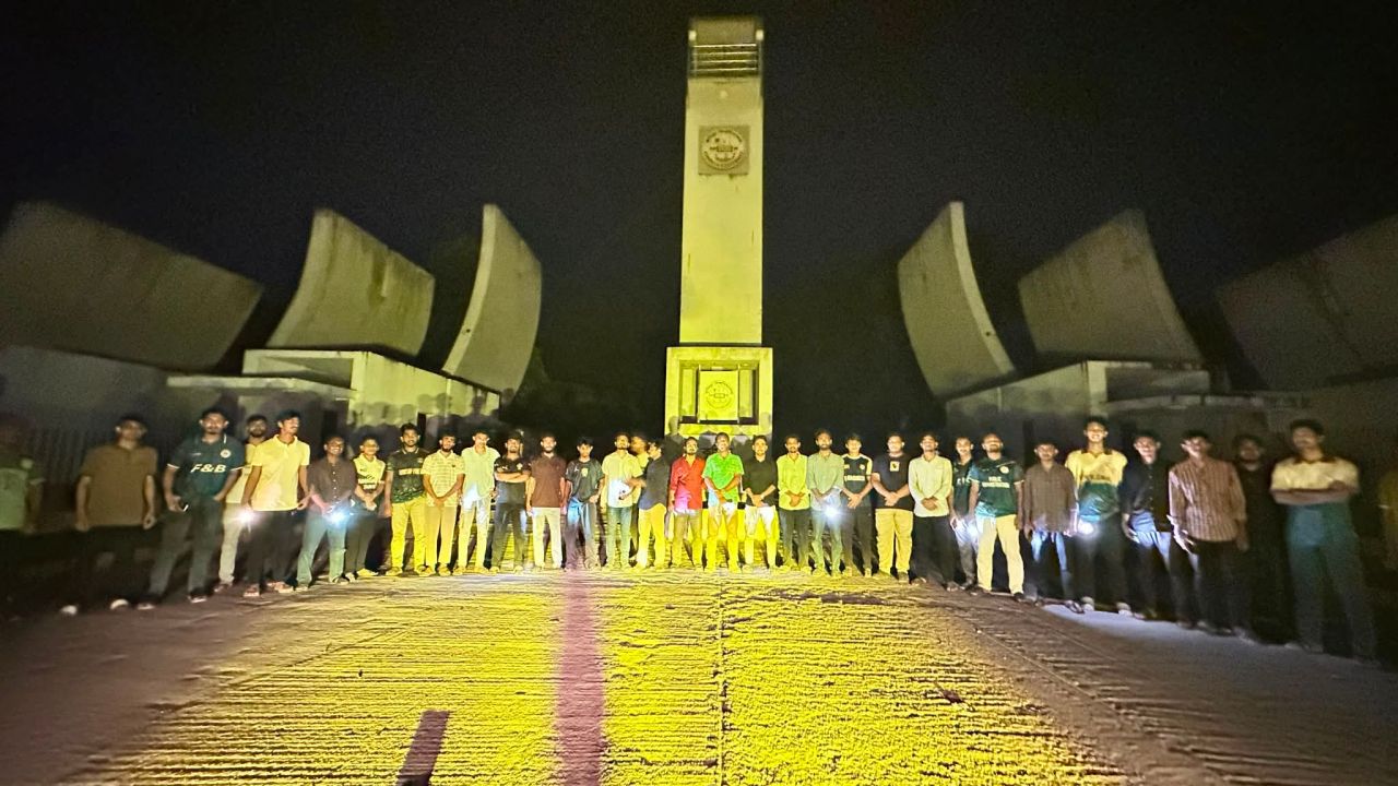 সমকামী ইস্যু ও অপপ্রচারের প্রতিবাদে কুবি ছাত্রদলের মৌন মিছিল