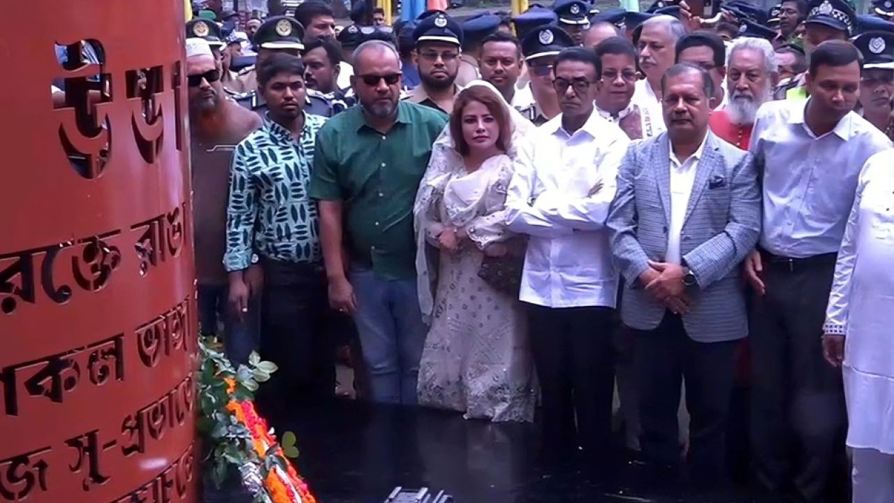 রাজপথে পরাজিত হয়ে ফ্যাসিবাদ পালিয়ে যেতে বাধ্য হয়েছে: তথ্যমন্ত্রী