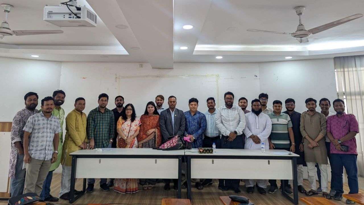 জবির লোক প্রশাসন বিভাগের অ্যালামনাই অ্যাসোসিয়েশন গঠন