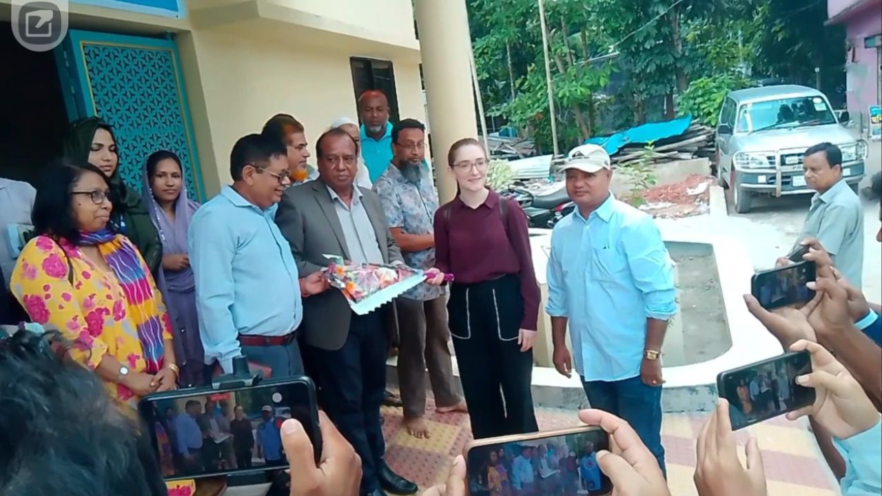 বাগেরহাটে ব্রিটিশ হাইকমিশন ও এশিয়া ফাউন্ডেশনের প্রতিনিধি দলের SKILL-IT পরিদর্শন