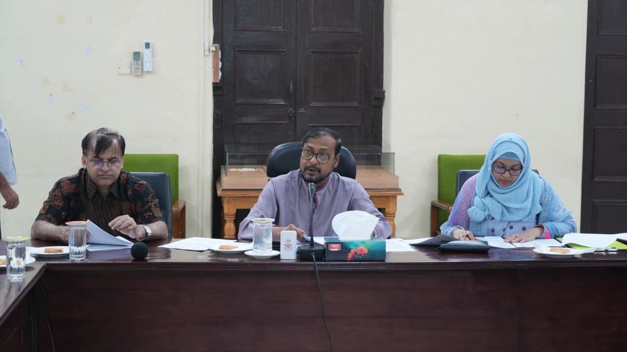 জবি মেডিকেল সেন্টারে ডায়াগনস্টিক সেবার নীতিমালা পর্যালোচনা
