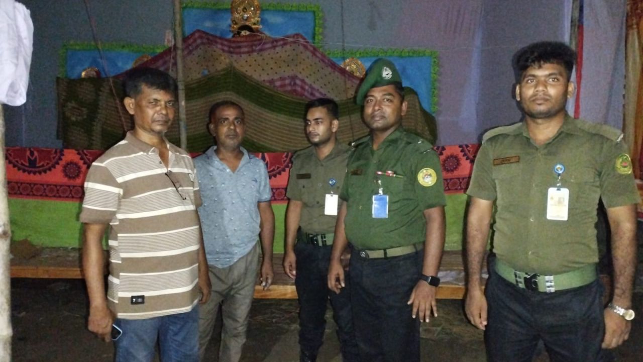 পাবনায় শারদীয় দুর্গাপূজা-২০২৬ নিরাপত্তায় আনসারের ব্যাপক প্রস্তুতি, সদস্য মোতায়েনে ডিজিটাল পদ্ধতি