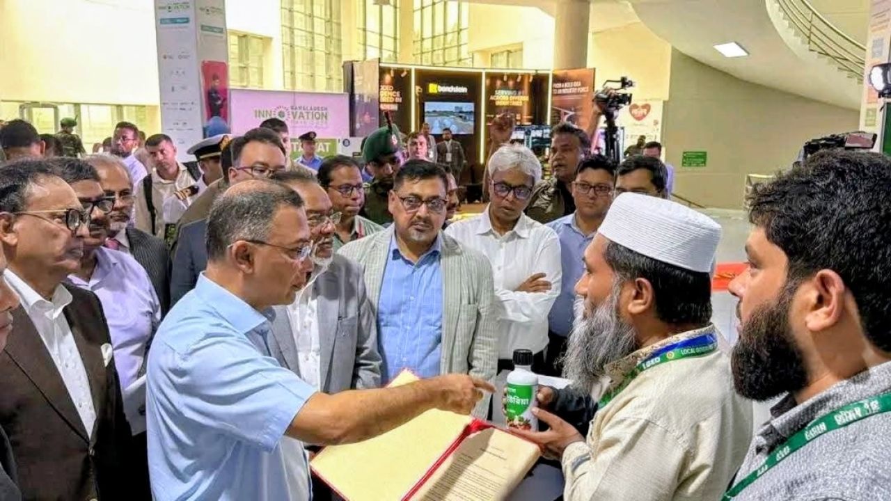 কৃষি গবেষণায় নতুন অর্জন, যবিপ্রবির অধ্যাপক জাভেদের ন্যানো ইউরিয়ার পেটেন্ট পেল অনুমোদন